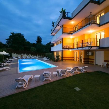 Ferretti Residence Garda Palace Peschiera del Garda Luaran gambar